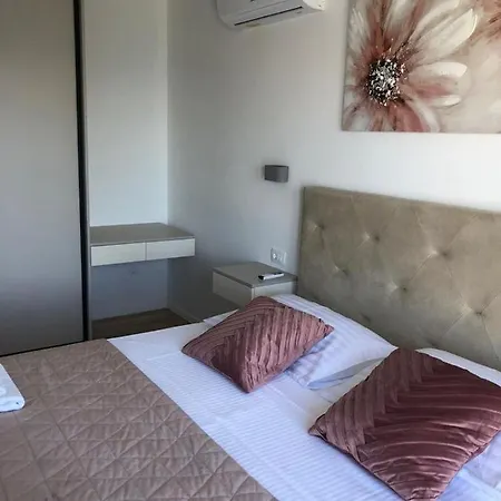 Daire Apartman Eleven *